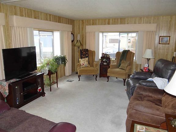 5th image of 3231 W Boone Ave Unit 925