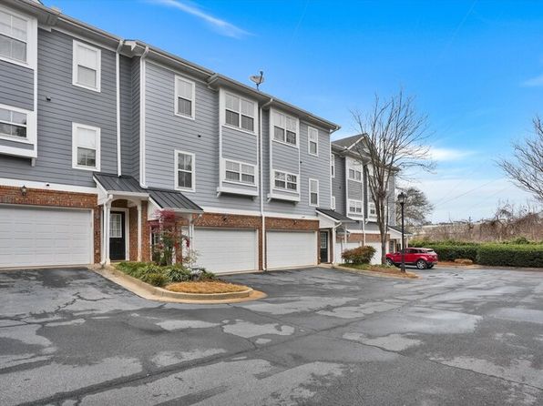 324 Carlyle Park Dr