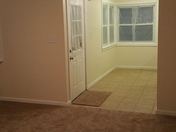 2nd image of 660 Bell Ave
