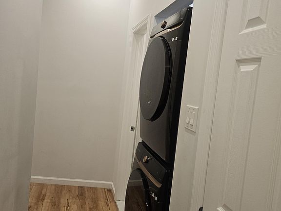 5th image of 56 Hausman St Floor 3