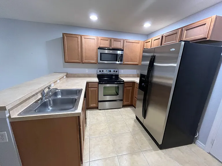 290 Glowing Peace Ln #52 — Photo 3