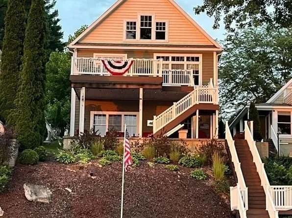 4868 Round Lake Hwy, Manitou Beach, MI 49253