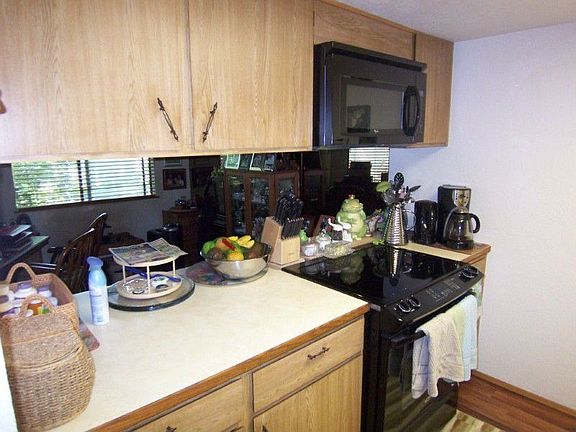 5th image of 19814 15th Ave NE APT 105