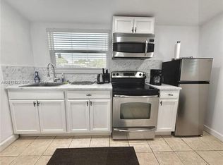 947 NE 149th St #947, Miami, FL 33161