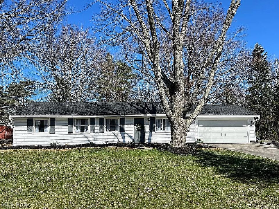 1st image of 873 Sioux Ln
