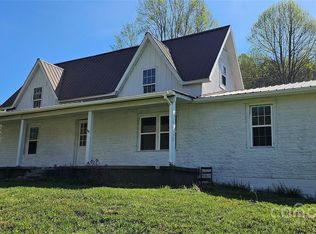 11068 N 226th Hwy, Bakersville, NC 28705