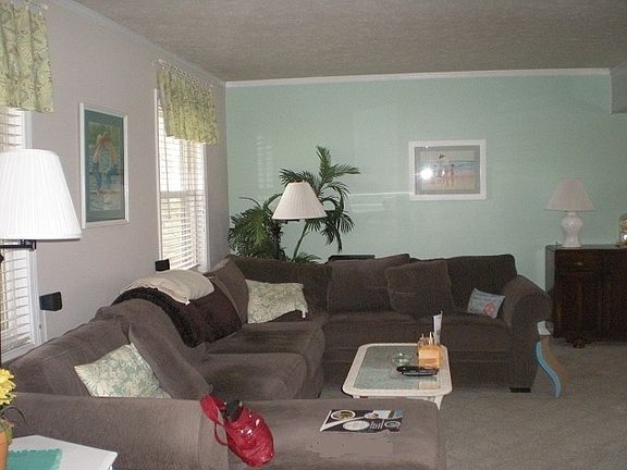 4th image of 22938 Bradford Ct