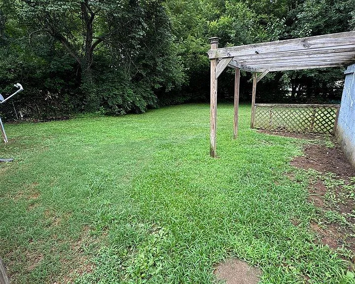 625 N Main St — Photo 26