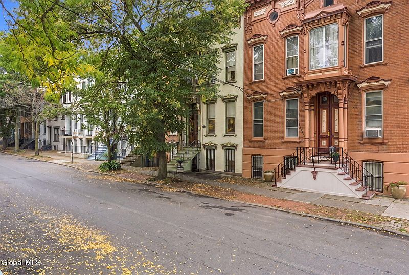 2nd image of 165 Lancaster Street