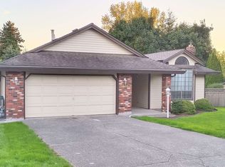 10467 Glenbrook Grv, Surrey, BC