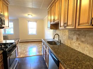 510 Midland Ave APT 2D, Yonkers, NY 10704