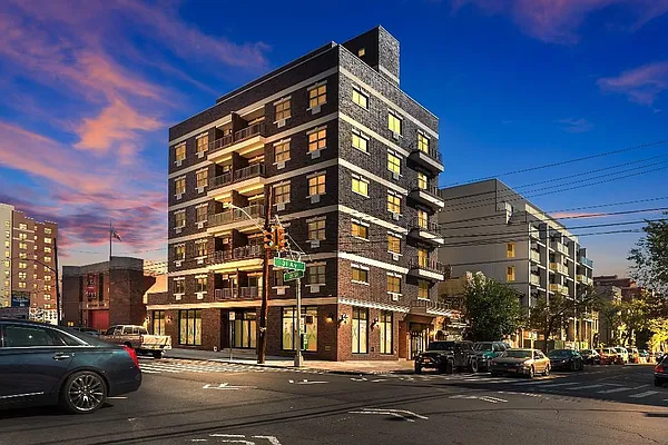 Rented by Astoria NY Condos | media 30