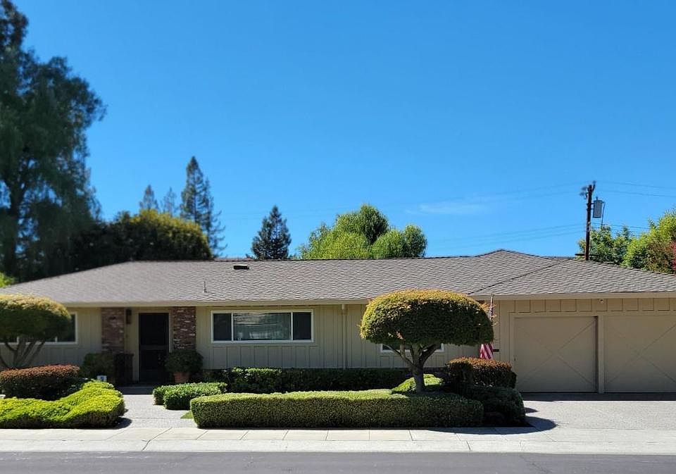 1st image of 757 Christine Dr