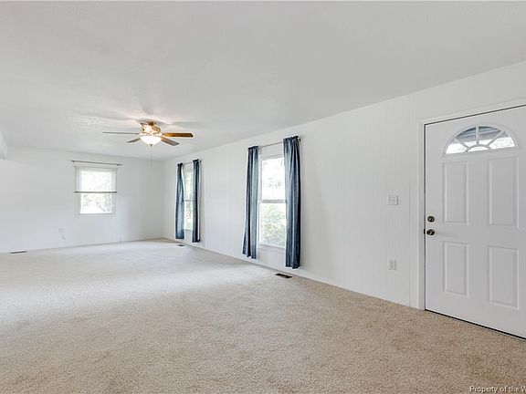 5th image of 5 Roosevelt Dr