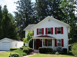 74 Fraleigh St, Red Hook, NY 12571