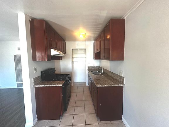 5th image of 149 S Sierra Madre Blvd APT 4