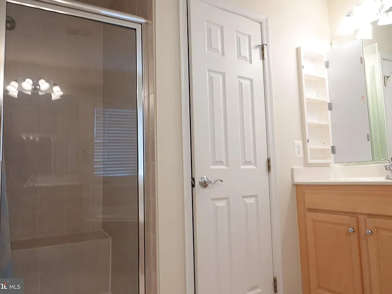 1112 Pleasant Dr — Photo 16