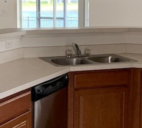 4th image of 190 Osprey Marsh Ln