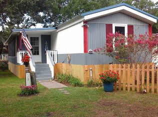 365 McFarlan Cir, Murrells Inlet, SC 29576