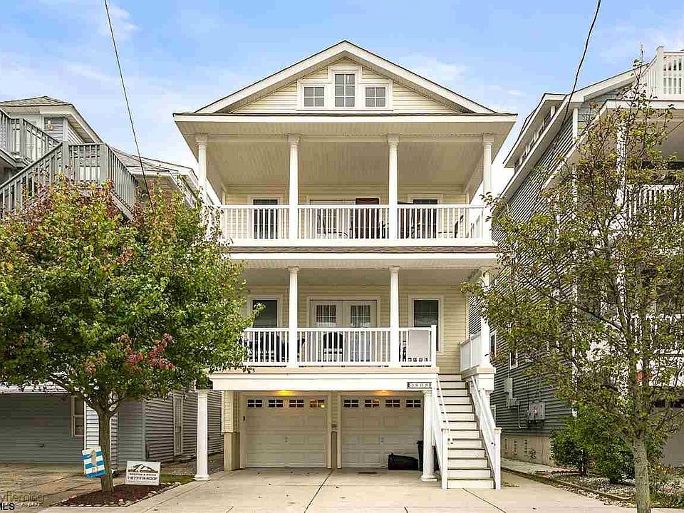 1st image of 808 7th St #2