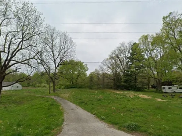 7626 N Pottsville St, West Terre Haute, IN 47885