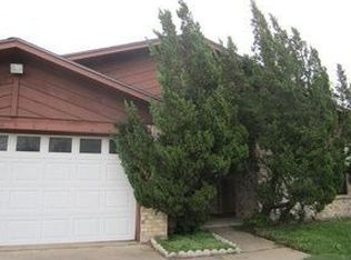 4221 Willow Oak St, Bryan, TX 77802