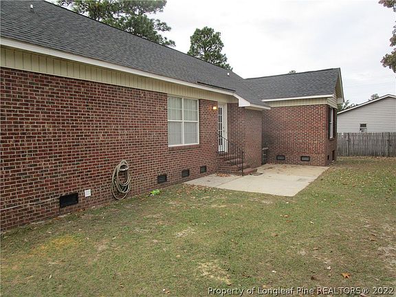 3rd image of 5830 Maidstone Ln