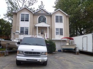 3722 1st Ave, Edgewater, MD