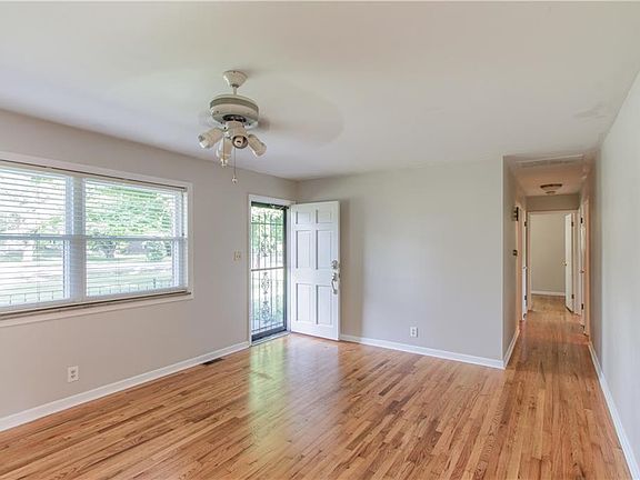 3rd image of 2292 N County Road 600 E