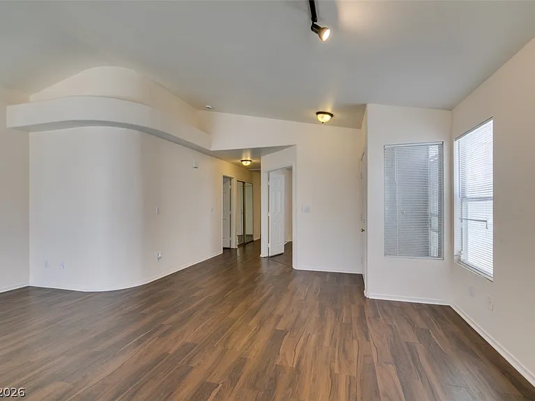 8216 Ogee Dr — Photo 9