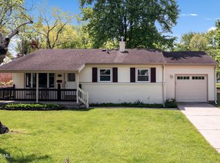 833 Cherry Ln, Waterville, OH 43566