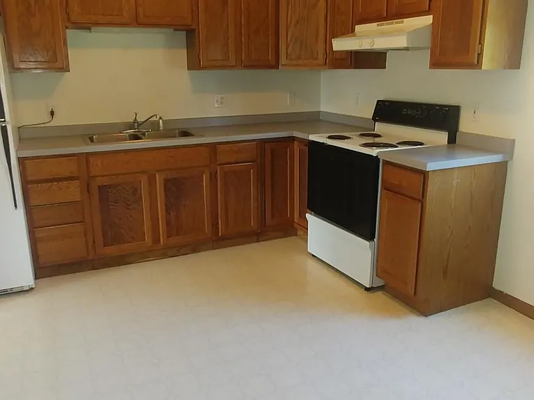 408 Clay St — Photo 14
