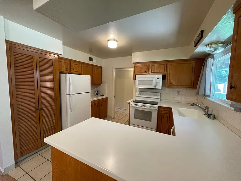 617 W Granger Ave #34 — Photo 10