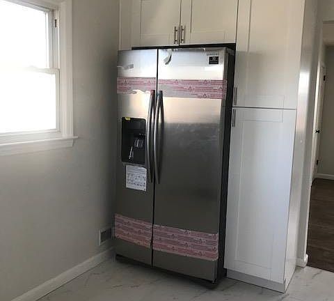 5th image of 701 Hudson Ave Floor 2