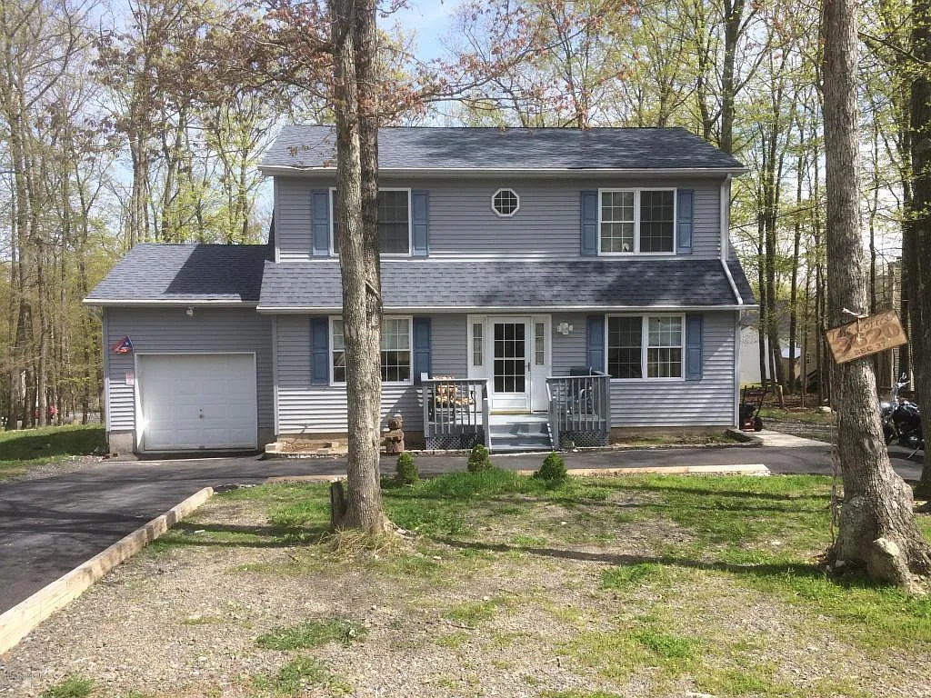 1161 Dorset Dr photo 1