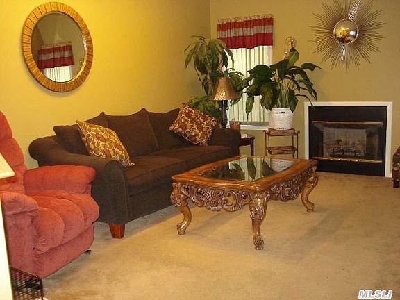 2nd image of 88 Kettles Ln