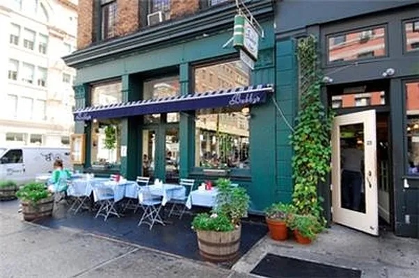 Rented by Nest Seekers International | media 17