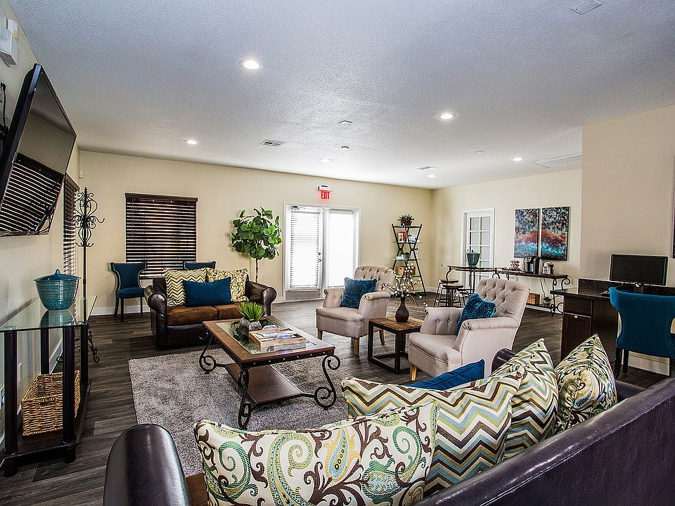 Experience luxury and comfort in this beautifully furnished lounge, perfect for relaxation and social gatherings.