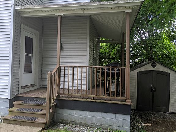 3rd image of 13 Ward St