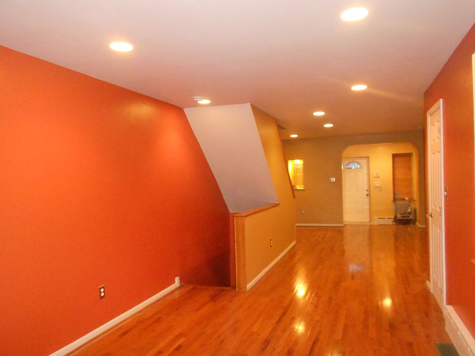 2nd image of 1726 Oregon Ave