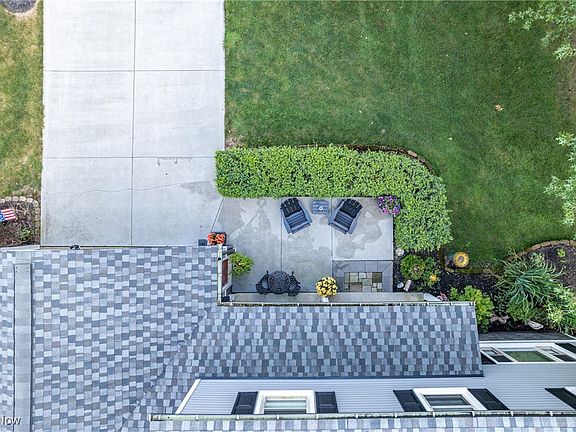 2nd image of 2829 Lydia Dr