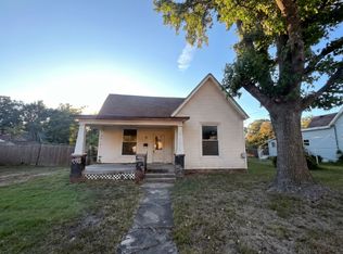 517 S Lynn St, Nevada, MO 64772