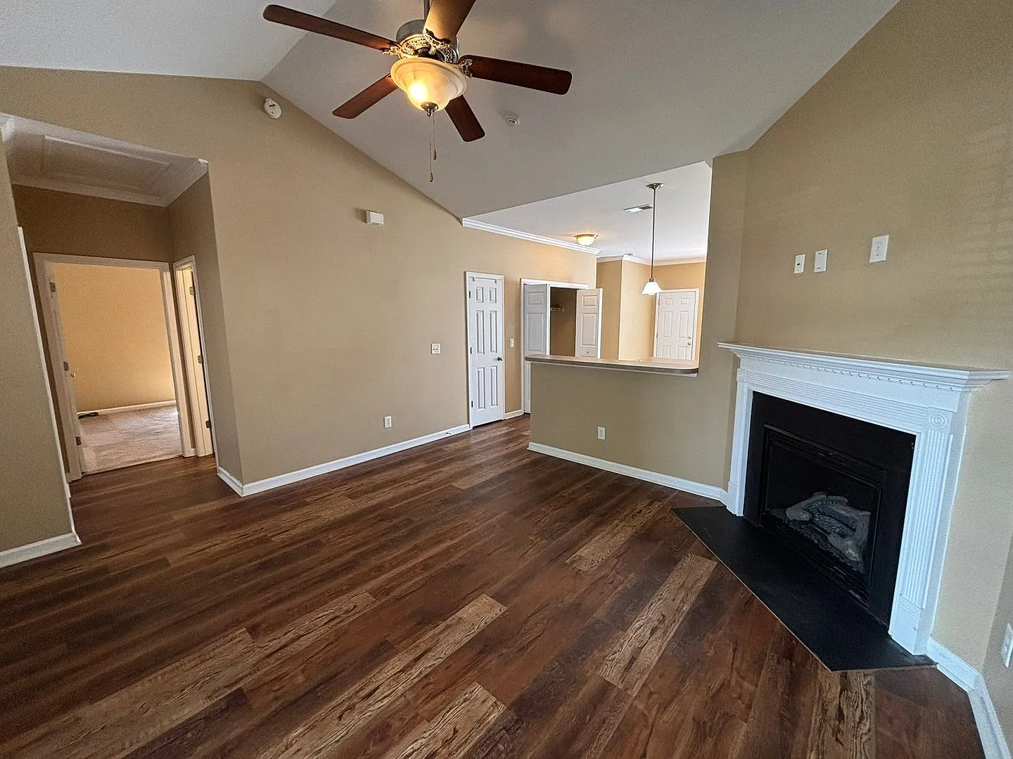 225 Windsor Trace Drive, Columbia SC — Photo 2