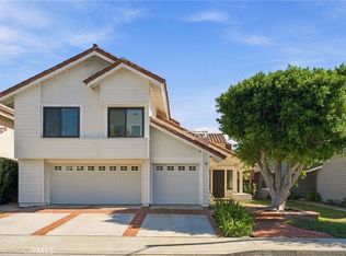 6 Redonda, Irvine, CA 92620