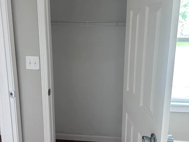 616 Grand St — Photo 8