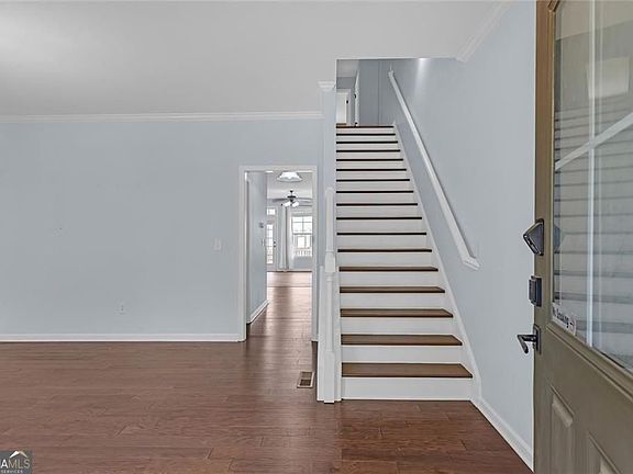 5th image of 4424 Village Field Pl