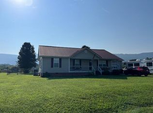 389 Neal Rd, Dunlap, TN 37327