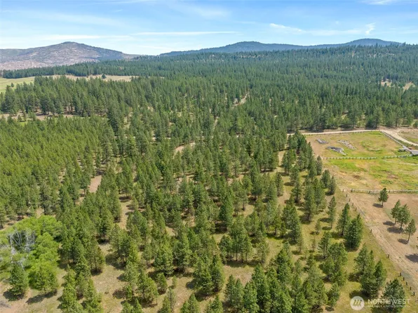 5285 Hwy 231 #D, Ford, WA 99013