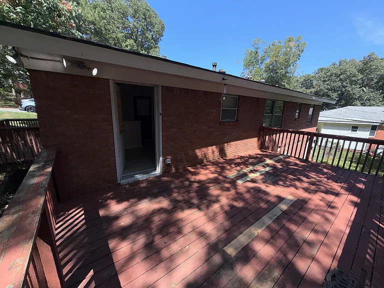 3912 N Cedar St — Photo 21