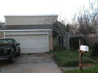 4118 Willow Beach Dr, Houston, TX 77072